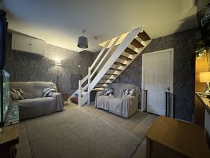 Lounge- click for photo gallery